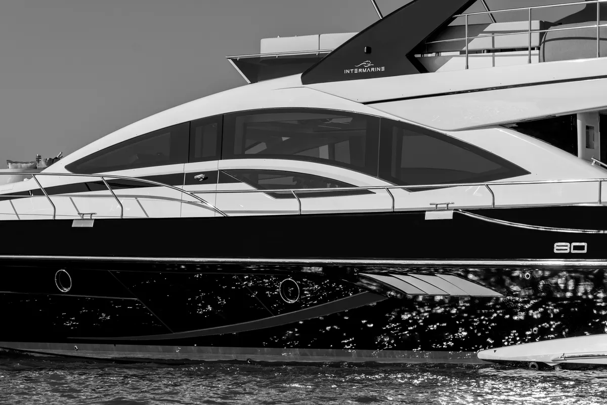 Intermarine 80 — Exterior (1 de 3)
