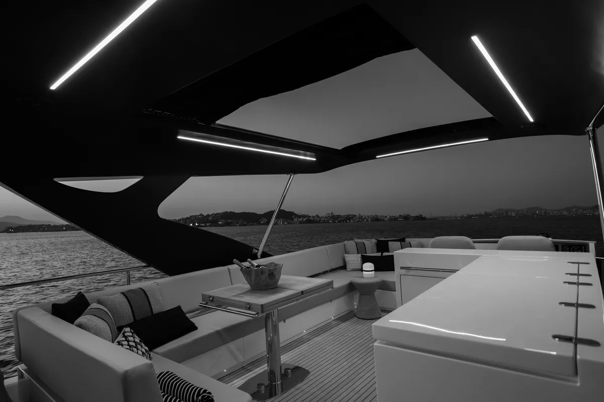 Intermarine 80 — Flybridge (8 de 9)