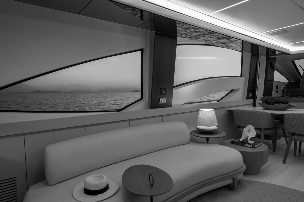 Intermarine 80 — Salão (4 de 8)