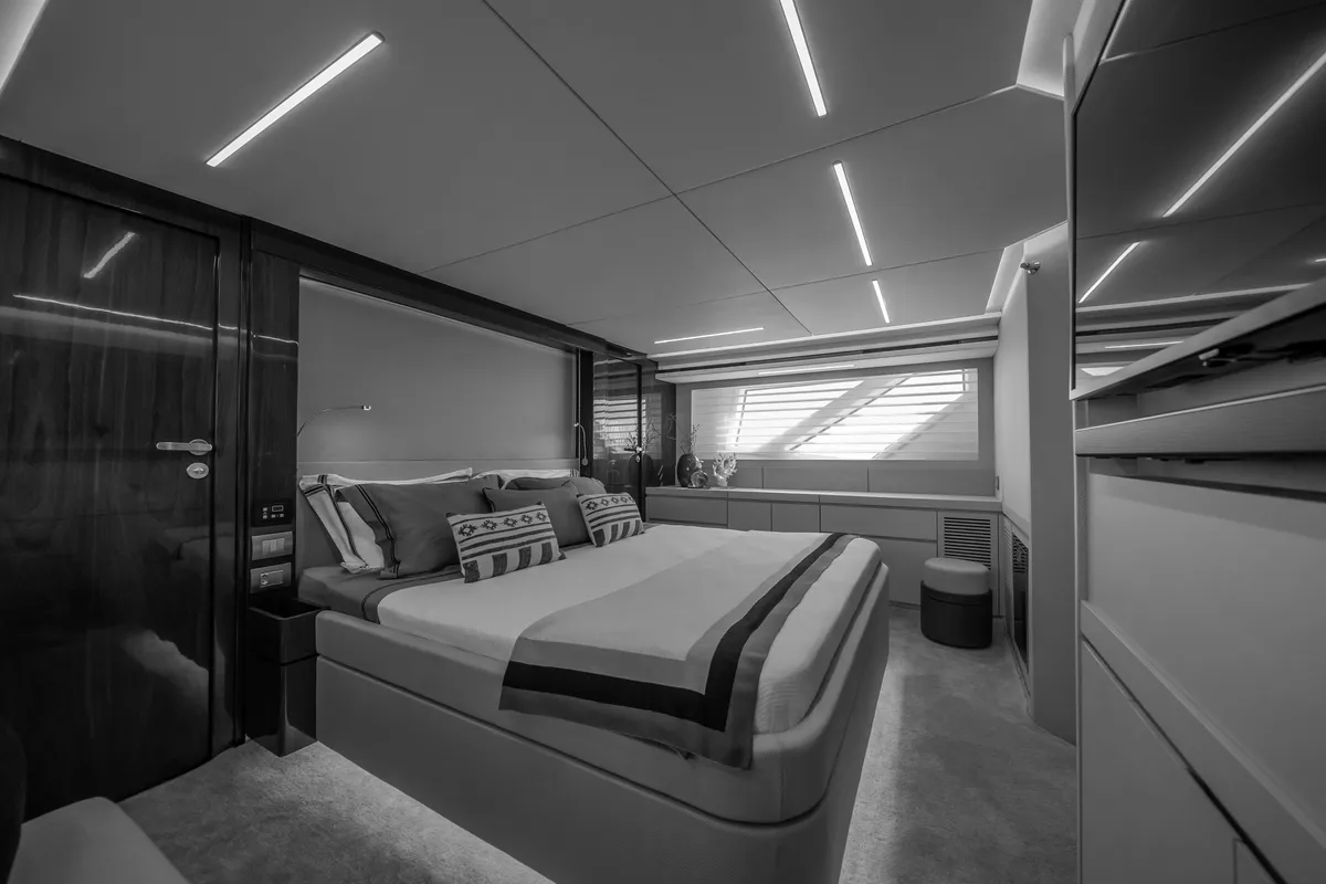 Intermarine 80 — Suítes (4 de 10)
