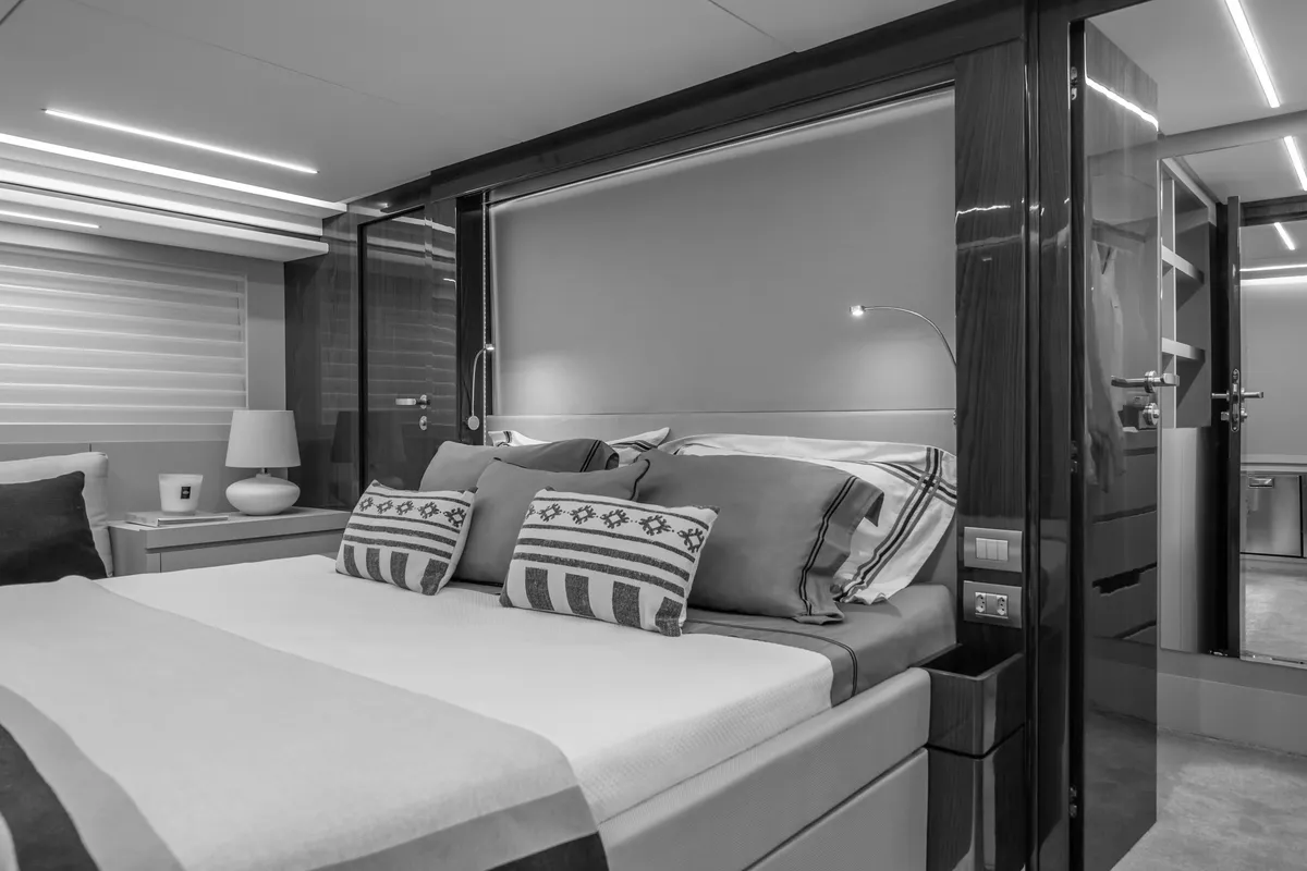 Intermarine 80 — Suítes (5 de 10)
